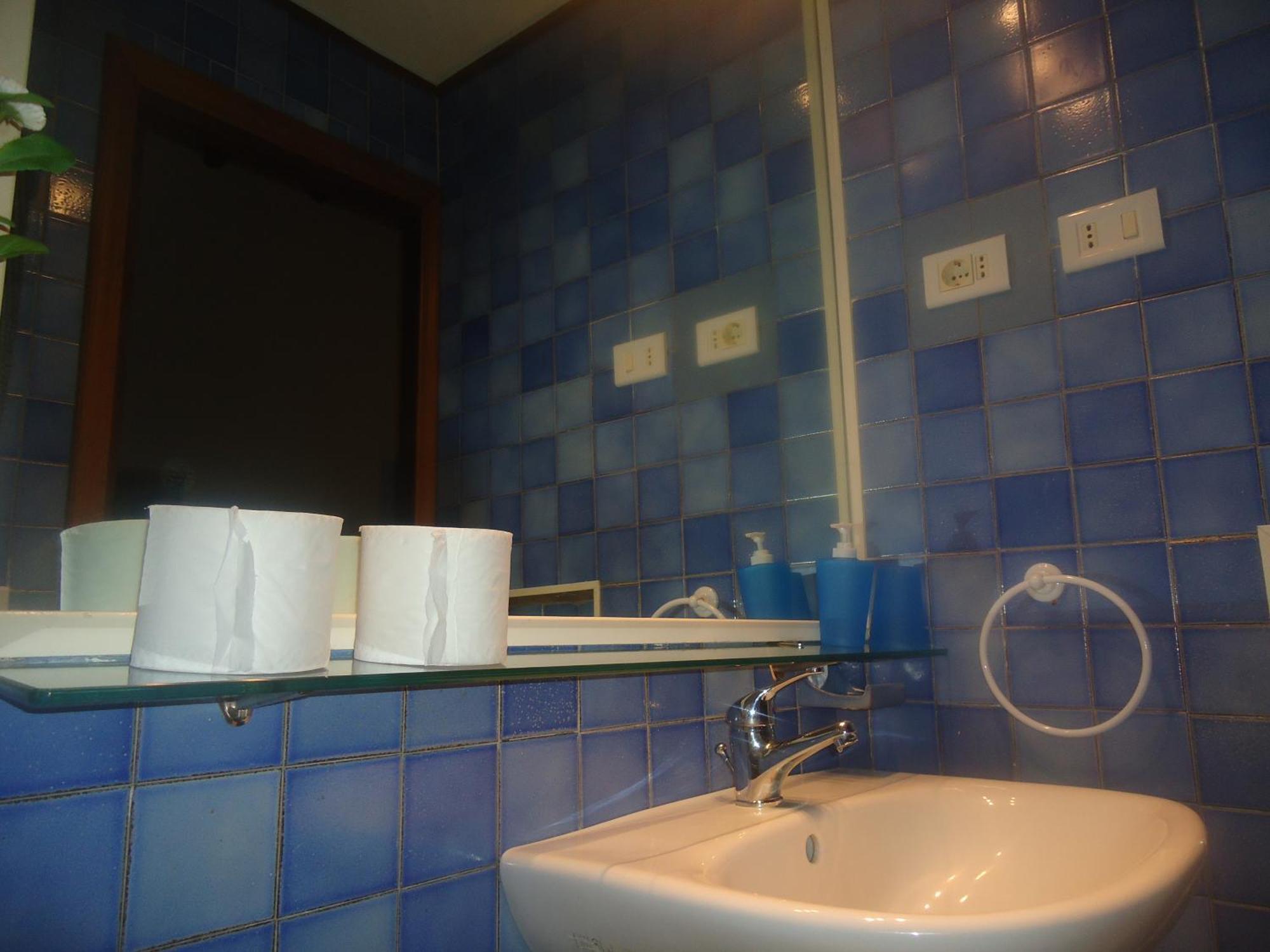 Vaticano Ohana Suite Trastevere Rom Rum bild